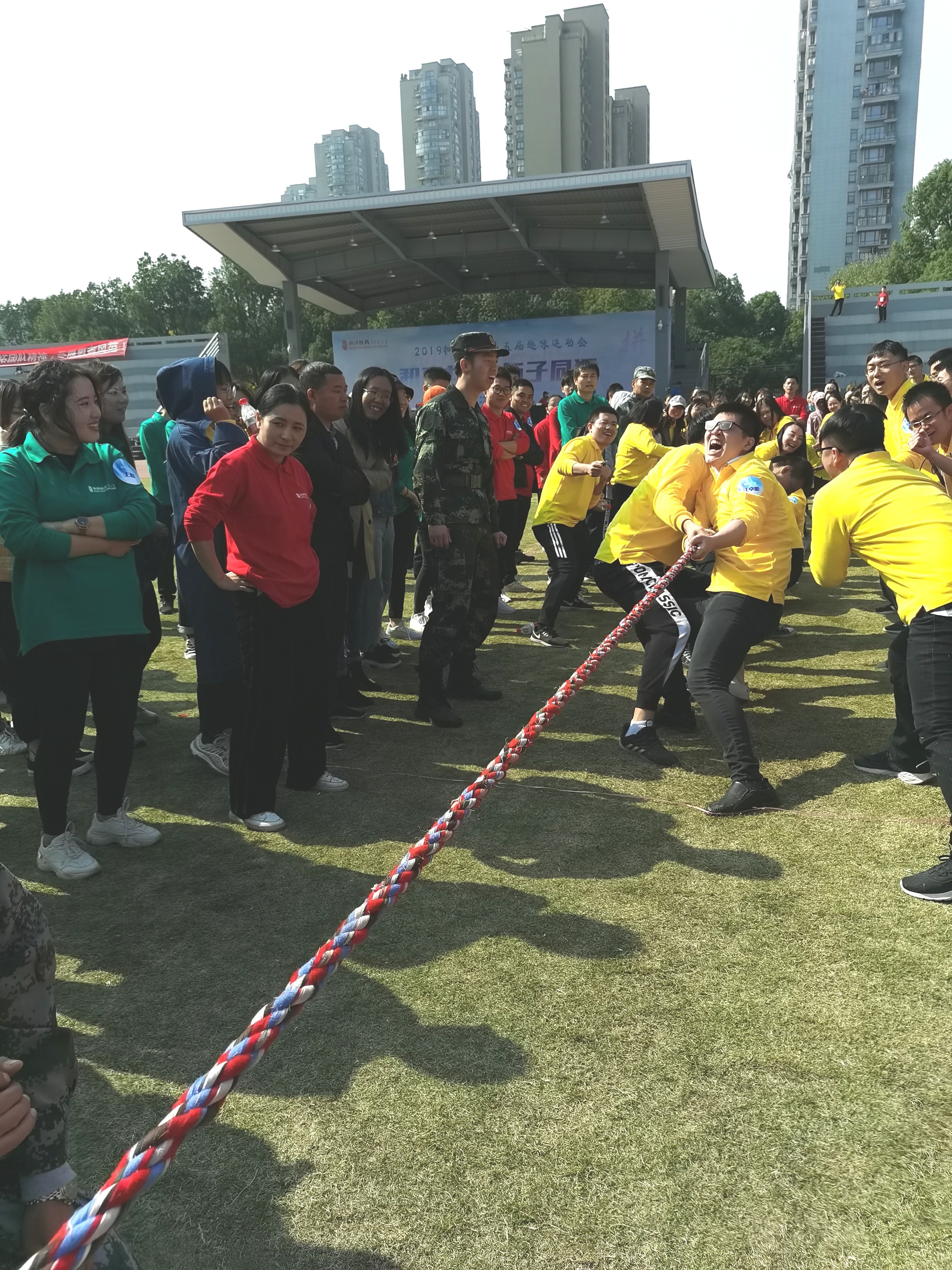 1574075401747161.jpg 黄拔河.jpg